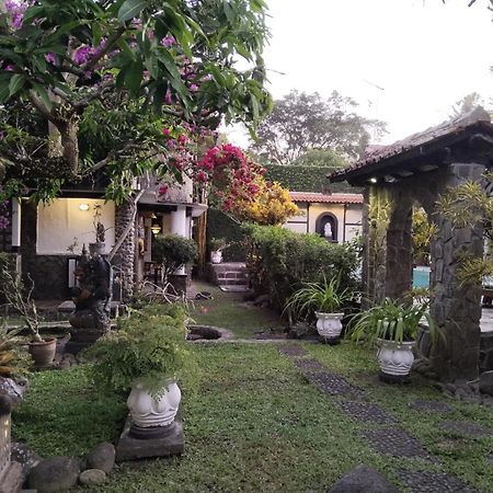 Adams Homestay Pangandaran Extérieur photo